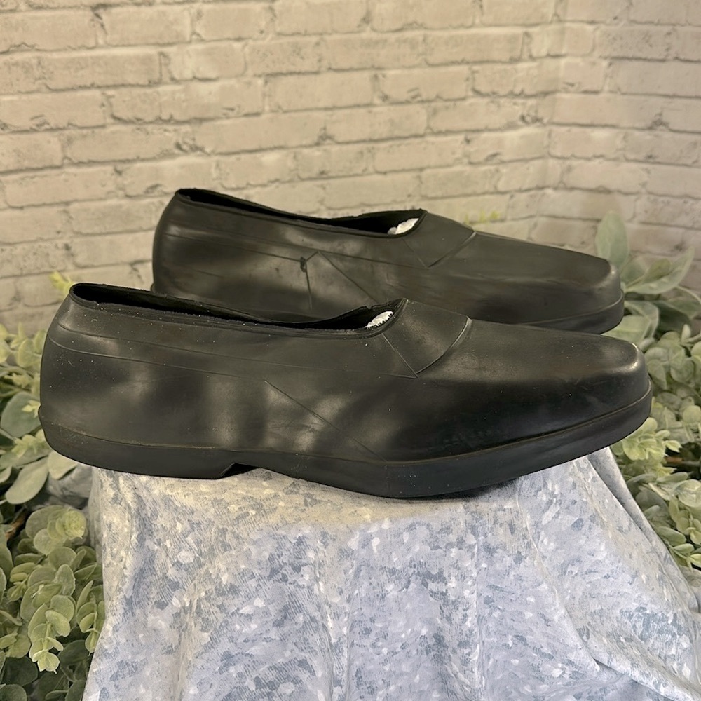 TINGLEY “Trim” Black Thin Rubber Waterproof Overshoe Protectors Mens XL 🖤VGUC